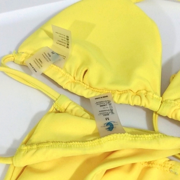 LEMON YELLOW TRIANGLE STRING TIE BRAZILLIAN WAX THONG BIKINI SET SZ MEDIUM NWOT - Picture 7 of 8